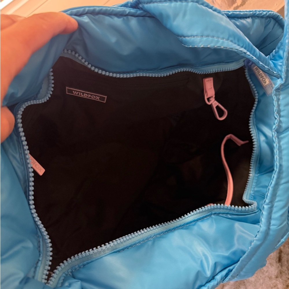 whitefox lips tote - Picture 3 of 3